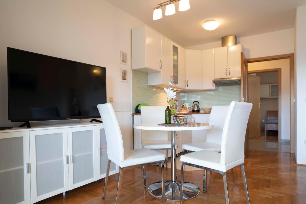 Apartman Adriatic Sea Promajna Exterior foto