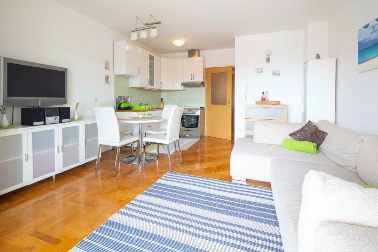 Apartman Adriatic Sea Promajna Exterior foto